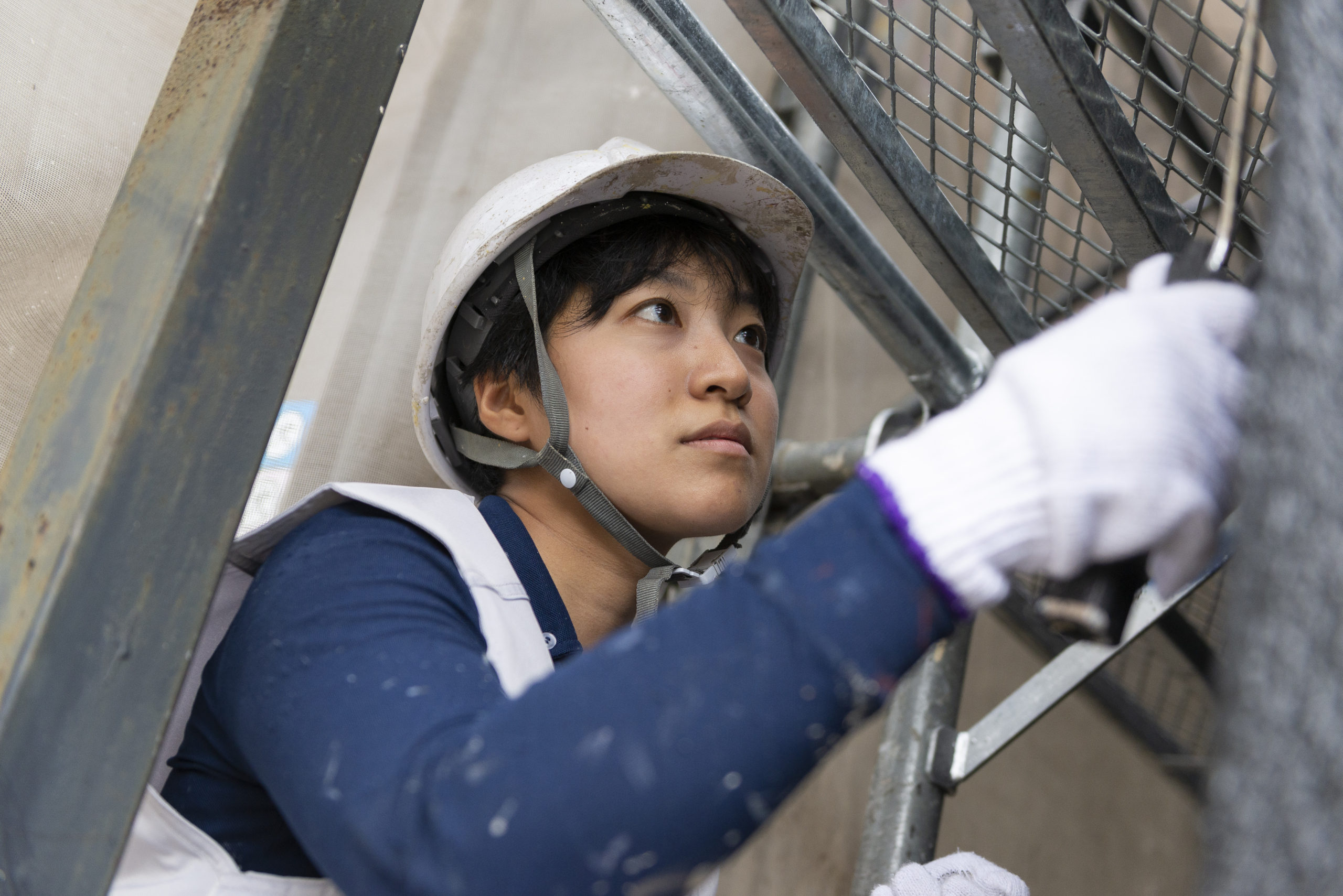 外壁塗装に上塗りが不可欠！上塗りをする理由と施す時の注意事項を解説！